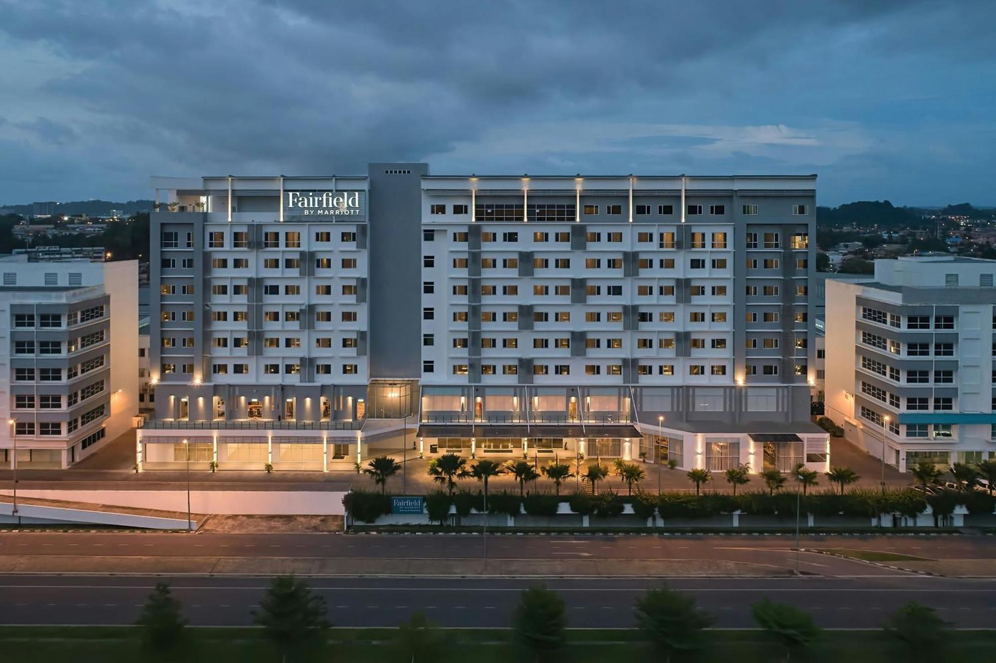 Fairfield By Marriott Bintulu Paragon Exterior foto